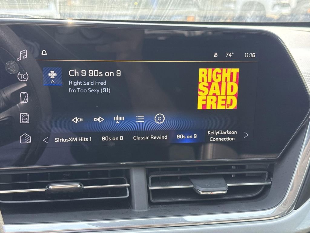 Used 2024 Chevrolet Trax LT image 12