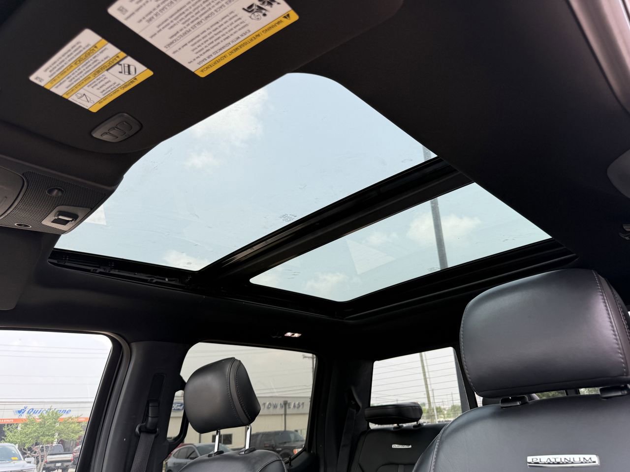 Used 2017 Ford F150 Platinum AWD/4WD image 27