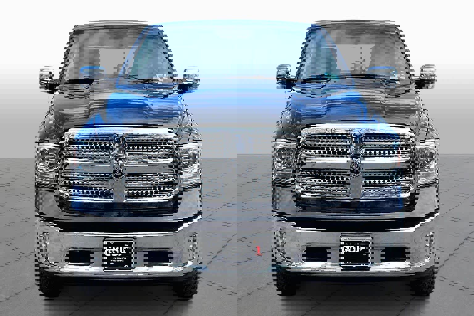 Used 2017 RAM 1500 Laramie w/ Convenience Group image 4