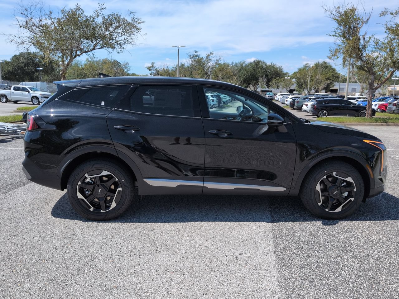 New 2027 Kia Sportage S AWD/4WD image 4