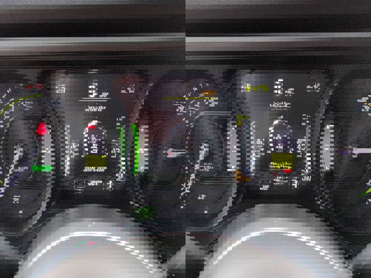 Used 2025 Jeep Wrangler Sahara w/ Safety Group image 14