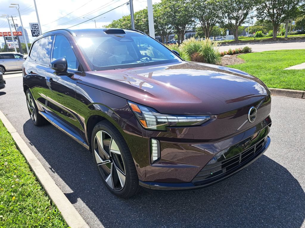 Used 2025 Volvo EX90 Ultra AWD/4WD image 4
