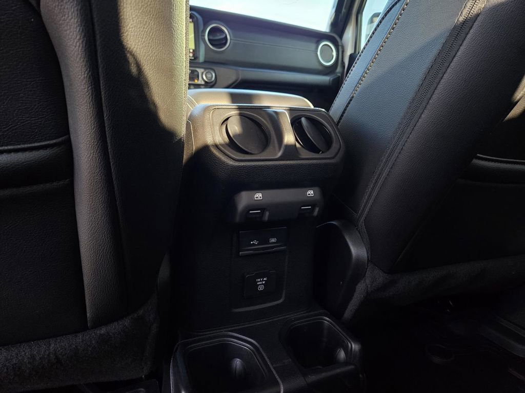 Used 2020 Jeep Gladiator Overland image 31