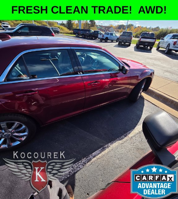 Used 2015 Chrysler 300 Limited AWD/4WD image 5