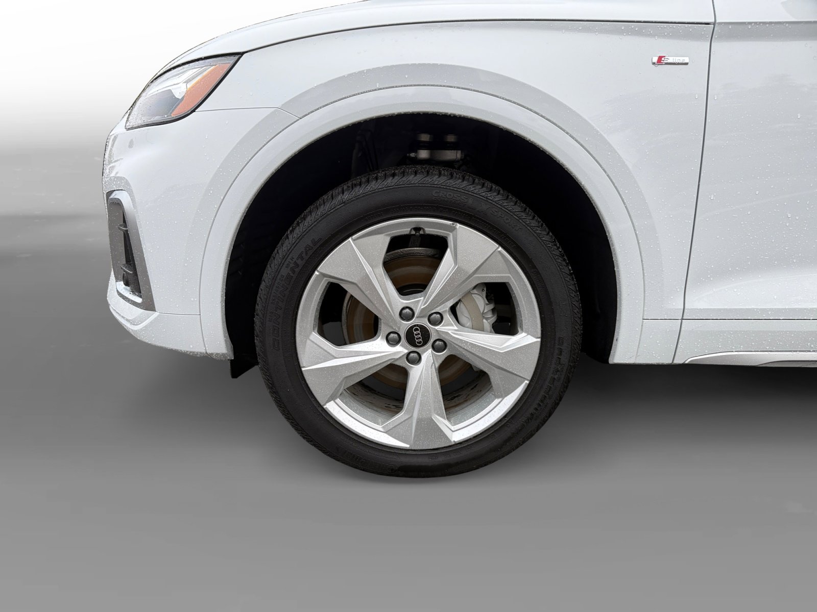 Certified 2025 Audi Q5 2.0T Premium Plus w/ Premium Plus Package image 9