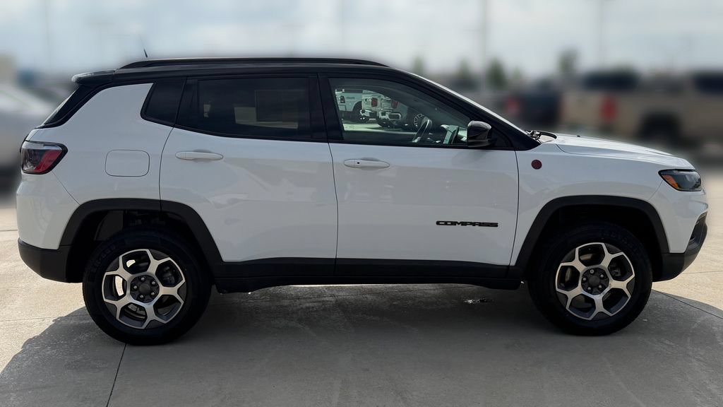 Certified 2022 Jeep Compass Trailhawk w/ Trailhawk Convenience Group AWD/4WD image 8