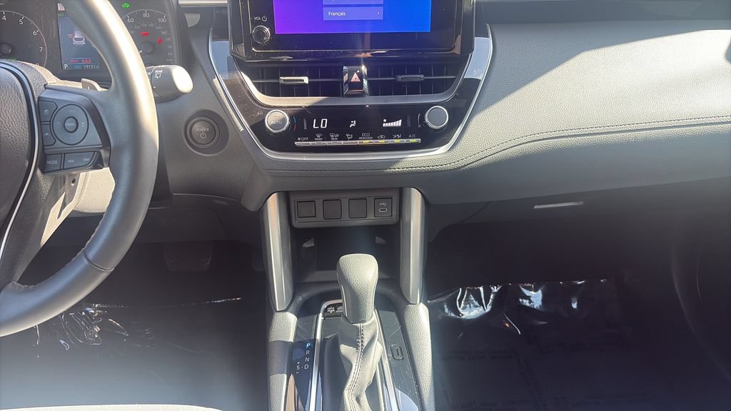 Used 2024 Toyota Corolla Cross AWD Hybrid image 15