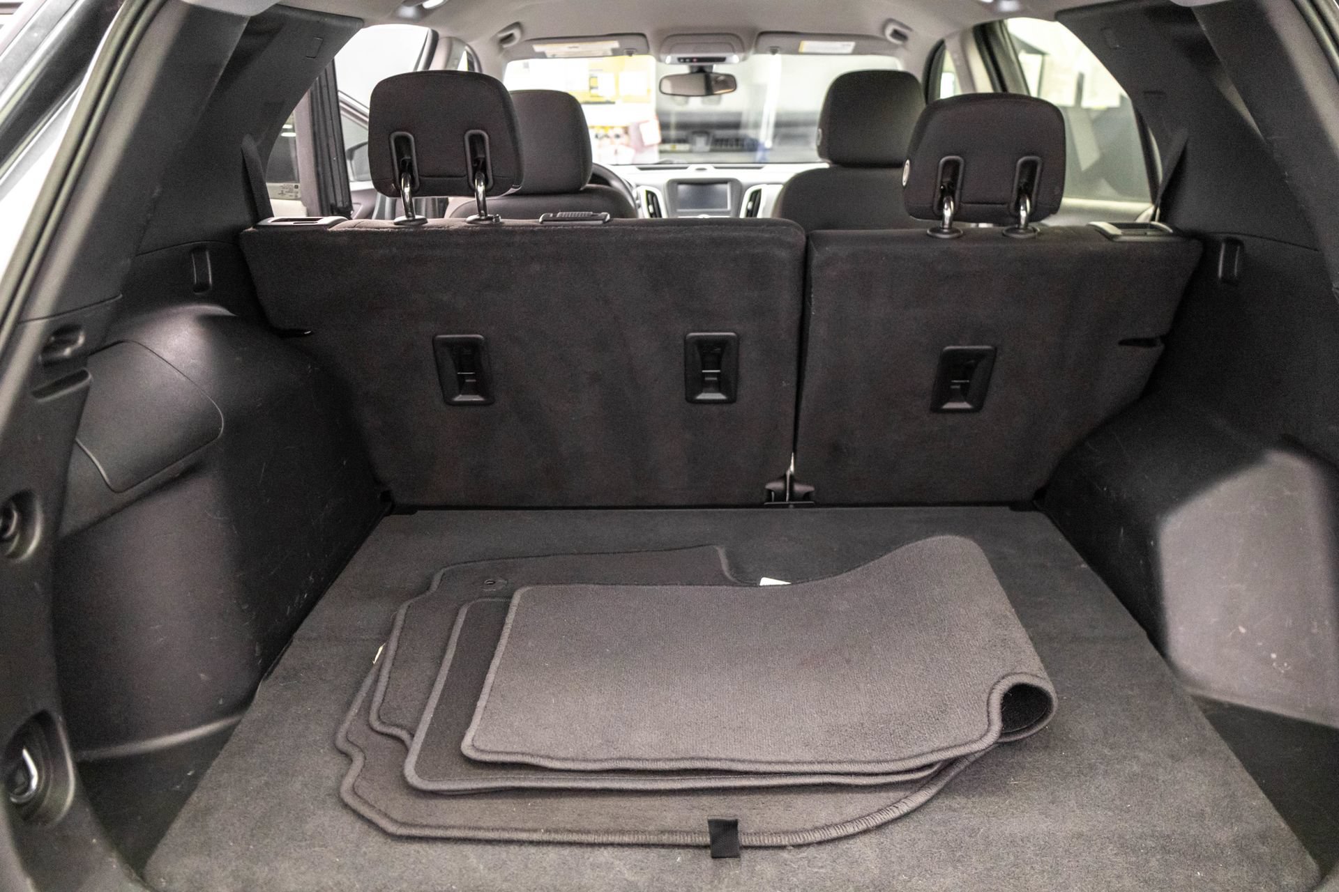 Used 2018 Chevrolet Equinox LS FWD image 32