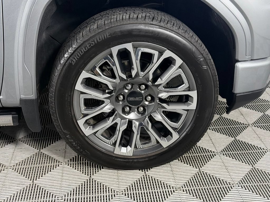 Used 2025 GMC Sierra 1500 Denali Ultimate AWD/4WD image 14