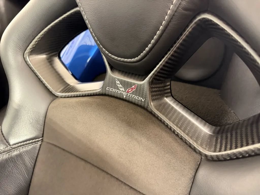 Used 2014 Chevrolet Corvette Stingray Convertible RWD image 16