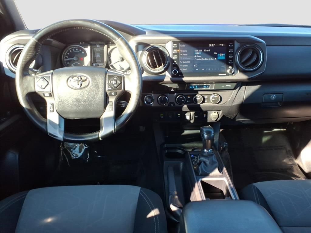 Used 2023 Toyota Tacoma TRD Off-Road w/ Technology Package AWD/4WD image 15