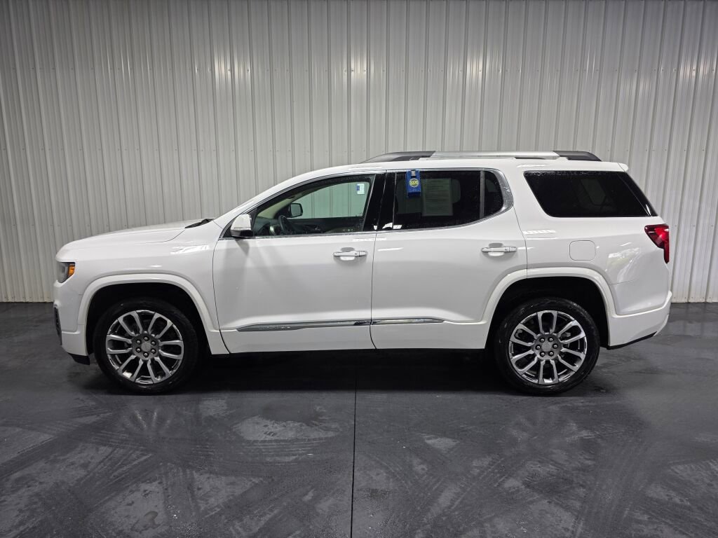 Used 2023 GMC Acadia Denali AWD/4WD image 4