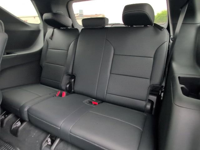 New 2026 Chevrolet Traverse LT w/ Driver Confidence Package image 9