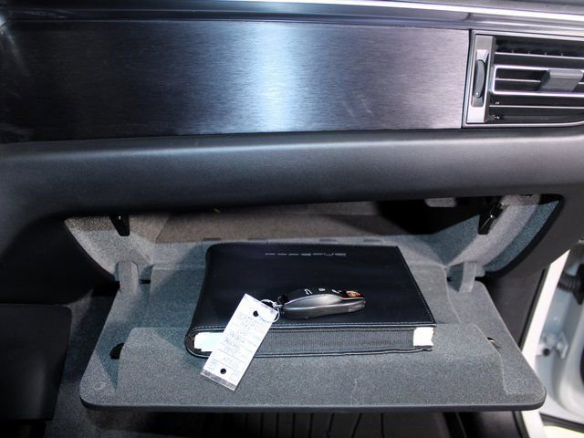 Certified 2022 Porsche Macan GTS image 29