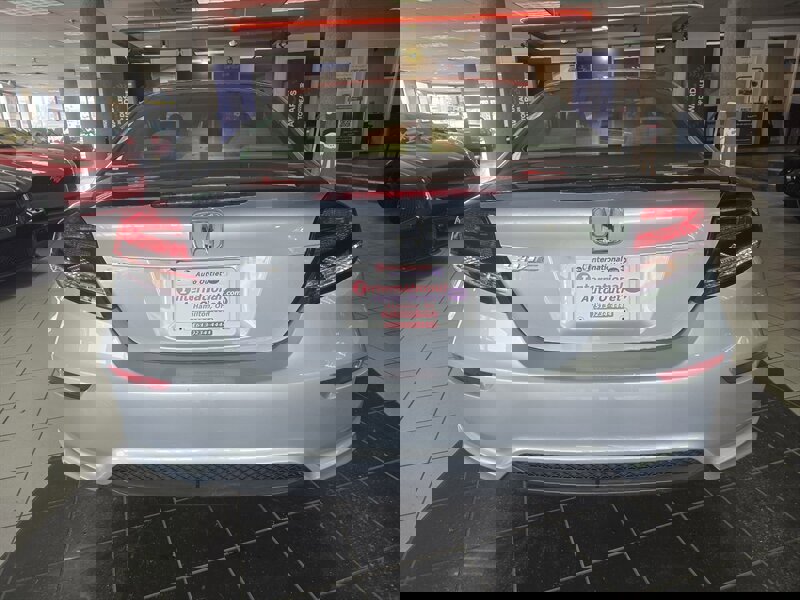 Used 2015 Honda Civic EX image 5