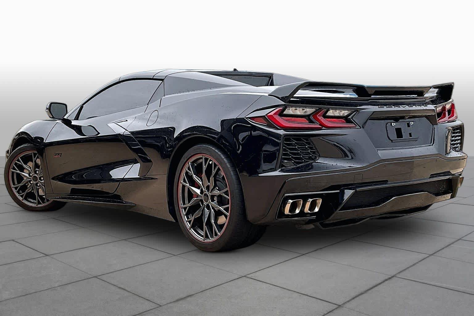 Used 2023 Chevrolet Corvette Stingray Premium Conv w/ Z51 Performance Package RWD image 13