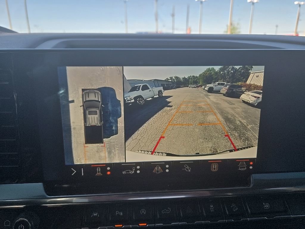 Certified 2025 Chevrolet Silverado 1500 LTZ AWD/4WD image 27