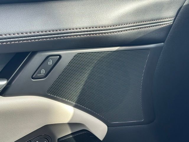 New 2026 MAZDA MAZDA3 2.5 S Sedan w/ Preferred Pkg image 17