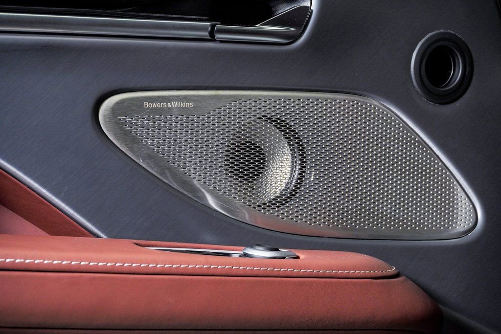 New 2026 Aston Martin Vanquish Convertible image 40