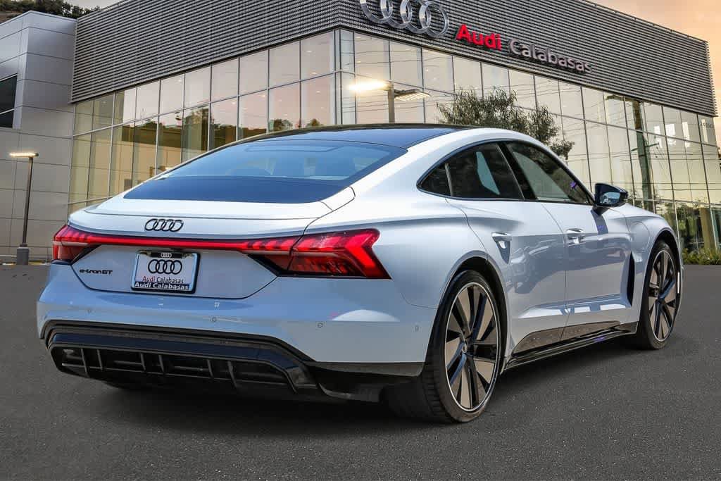 Used 2024 Audi e-tron GT Prestige w/ Prestige Package AWD/4WD image 4