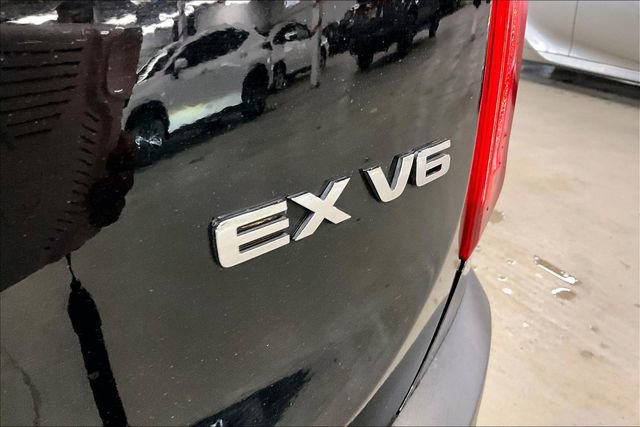 Used 2021 Kia Telluride EX image 24