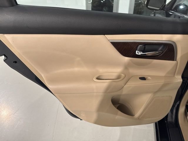 Used 2014 Nissan Altima 2.5 SL w/ Technology Package FWD image 19