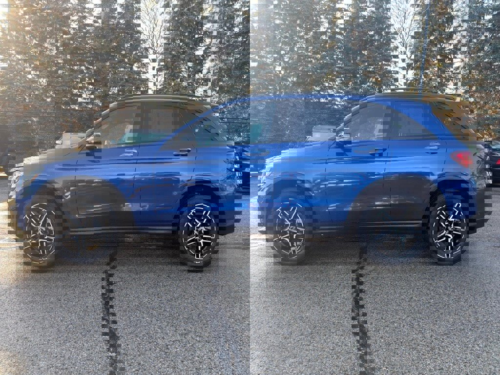 Used 2022 Mercedes-Benz GLC 300 4MATIC image 7