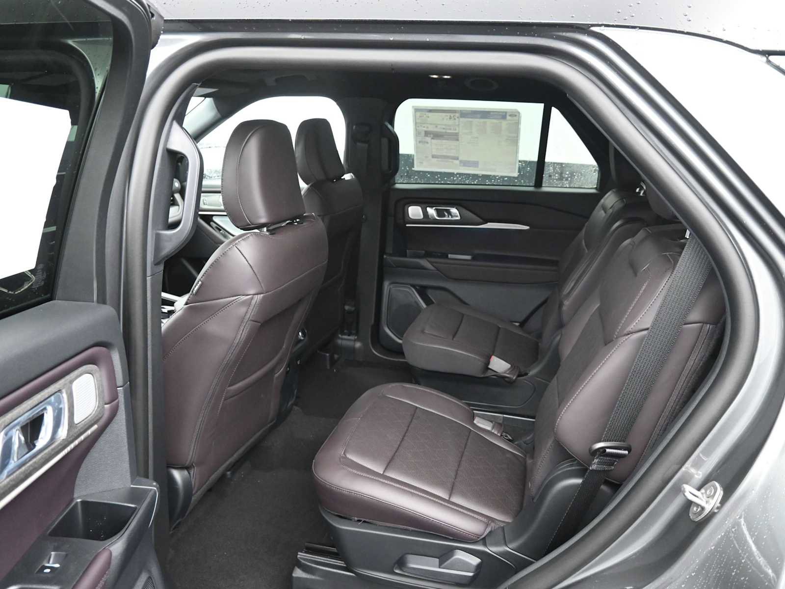 New 2026 Ford Explorer Platinum image 23