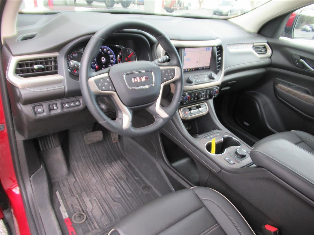 Used 2023 GMC Acadia Denali w/ Denali Ultimate Package image 14