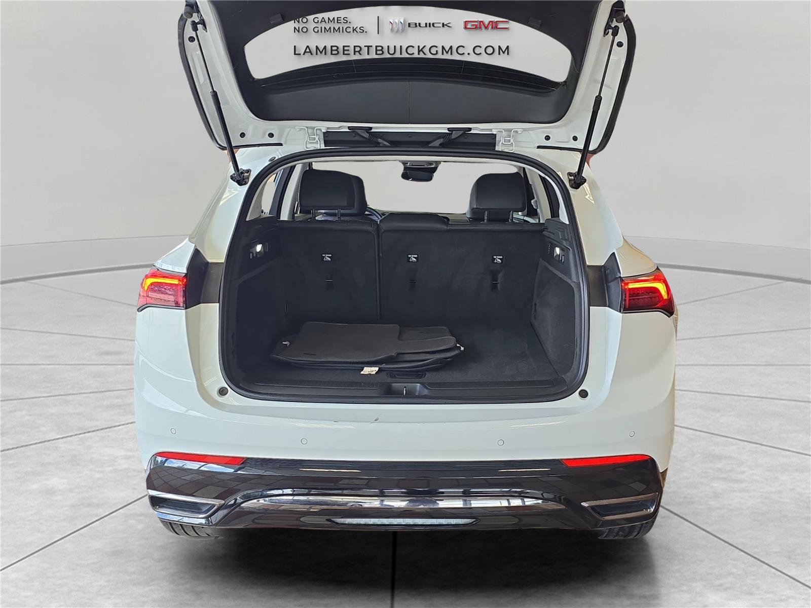 Used 2025 Buick Envision Sport Touring AWD/4WD image 13