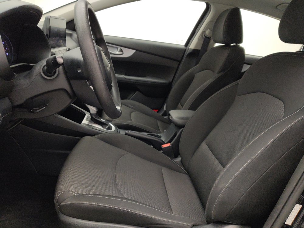 Used 2024 Kia Forte LXS FWD image 17