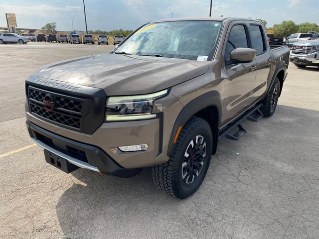 Used 2024 Nissan Frontier PRO-4X w/ Technology Package AWD/4WD image 2