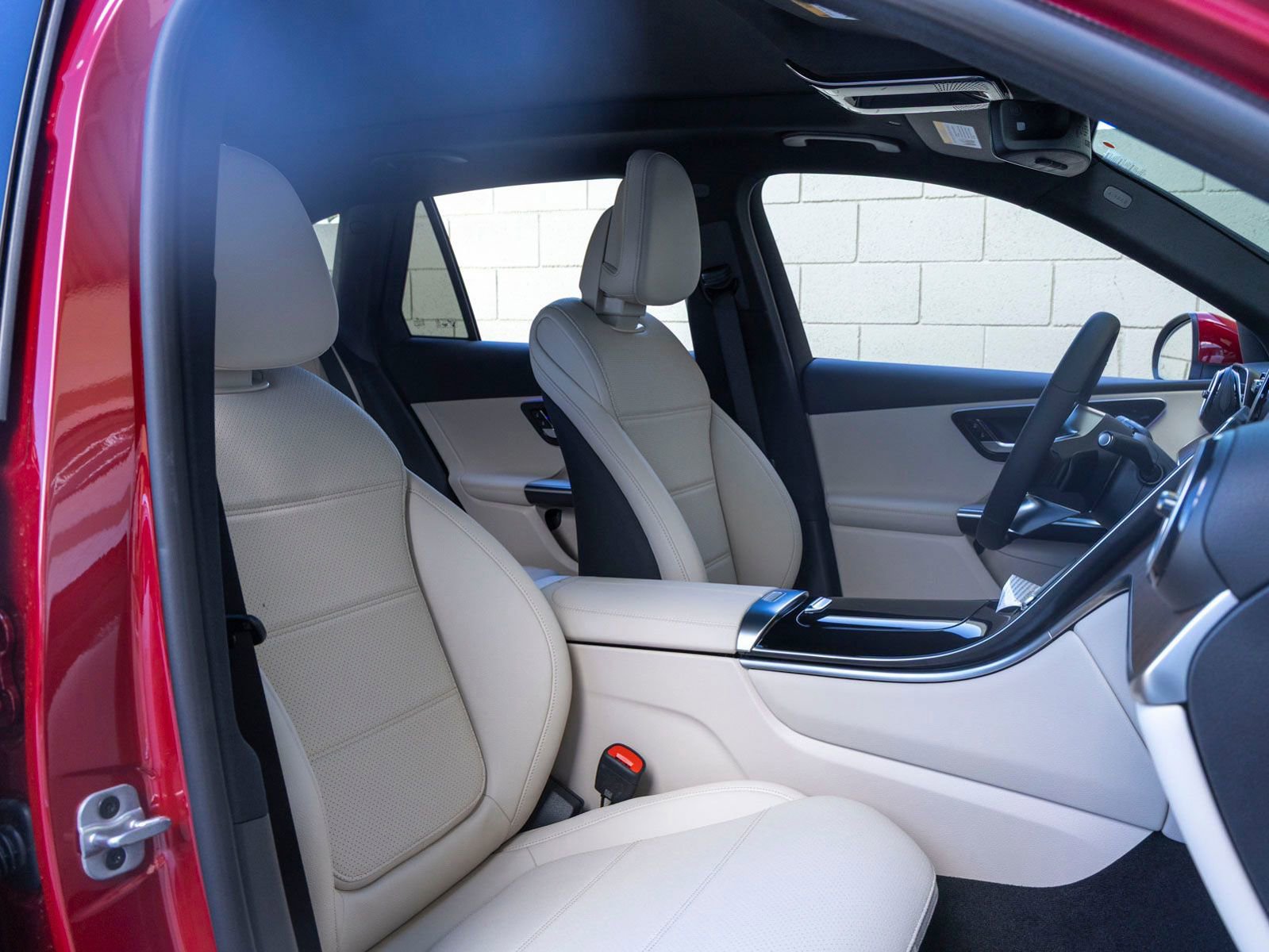 New 2026 Mercedes-Benz GLC 300 image 28