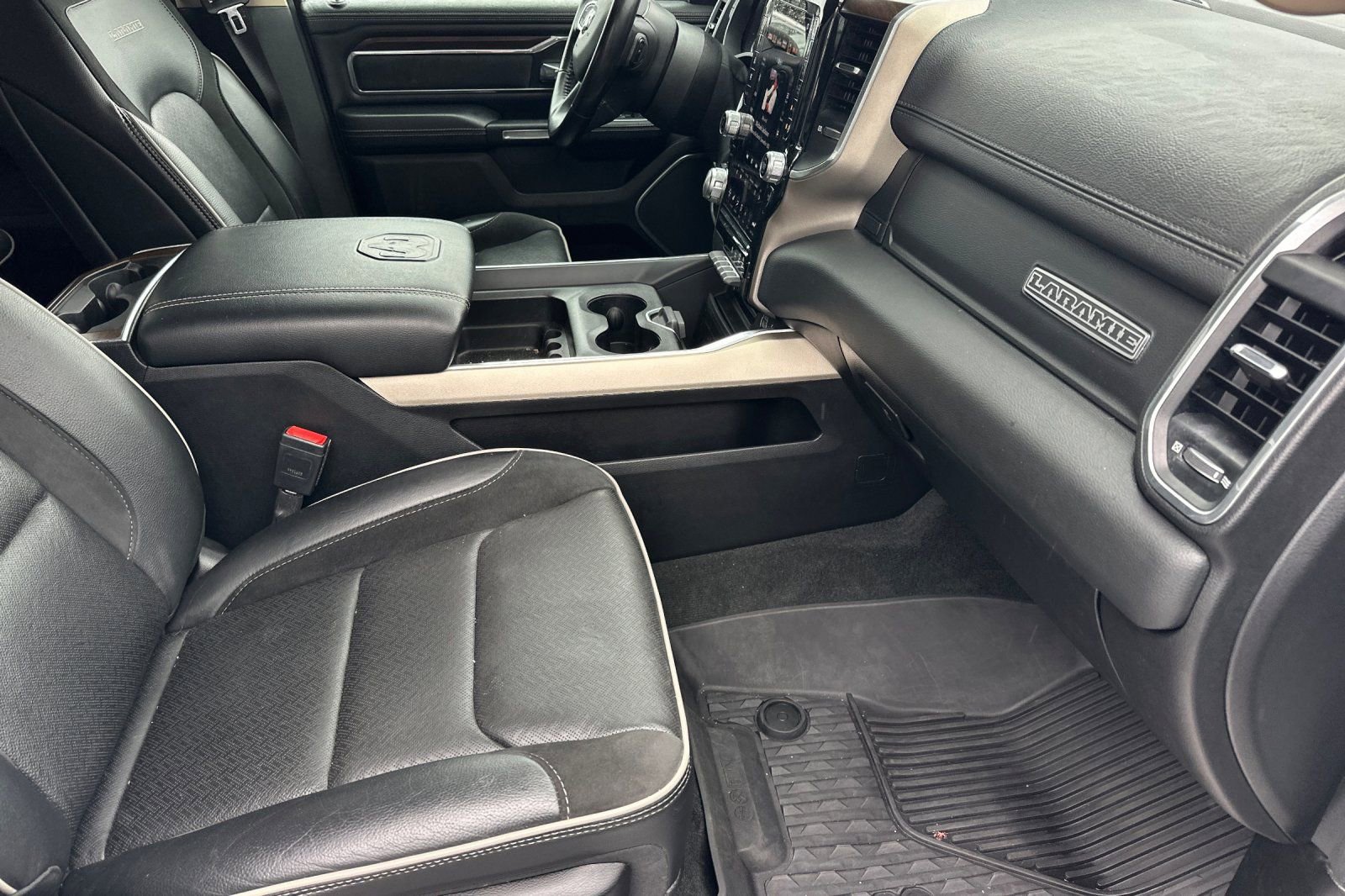 Used 2021 RAM 1500 Laramie image 15