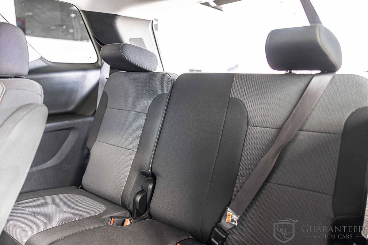 Used 2020 Chevrolet Traverse LT image 34