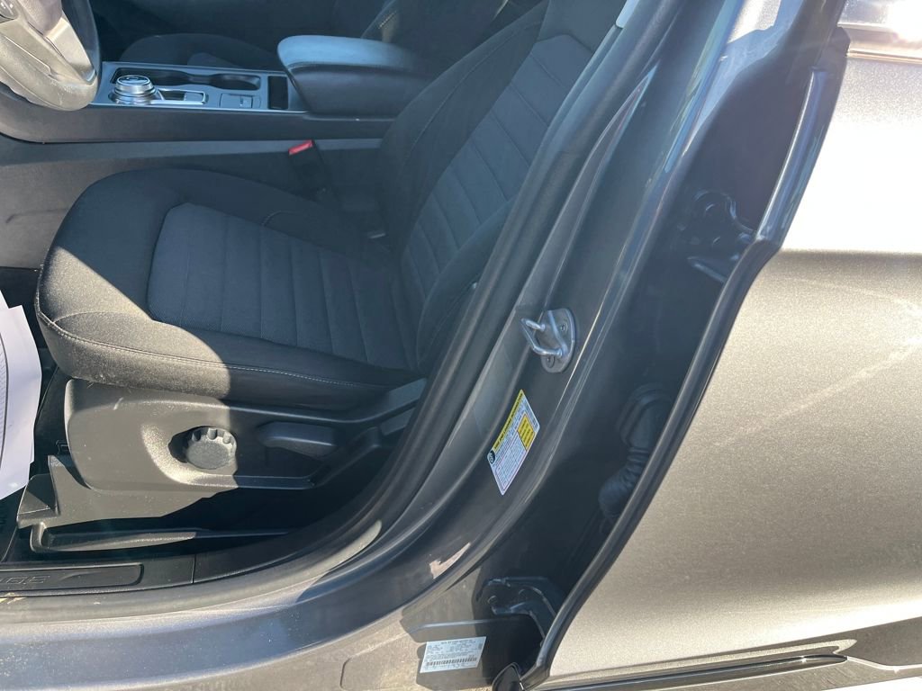 Used 2024 Ford Edge SE w/ Black Appearance Package image 20