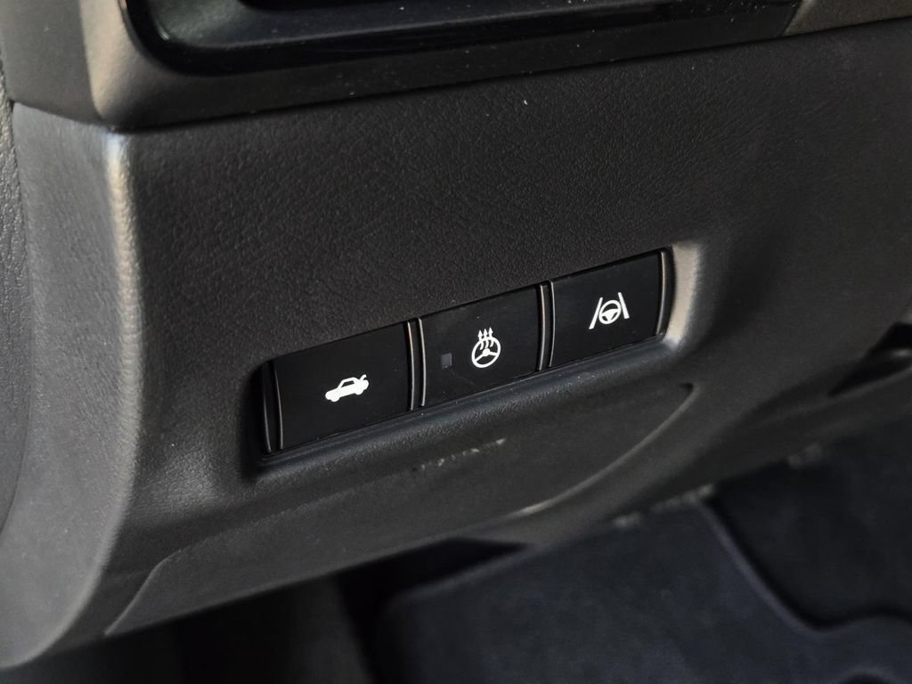 New 2026 Nissan Sentra SR w/ SR Premium Package FWD image 19