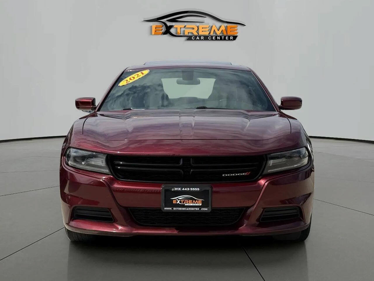 Used 2021 Dodge Charger SXT w/ Leather Interior Group RWD image 9