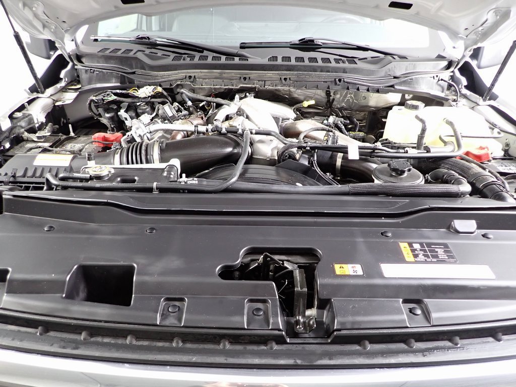 Used 2024 Ford F350 Lariat w/ FX4 Off-Road Package image 10