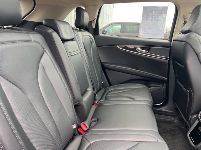 Used 2023 Lincoln Nautilus Reserve image 33