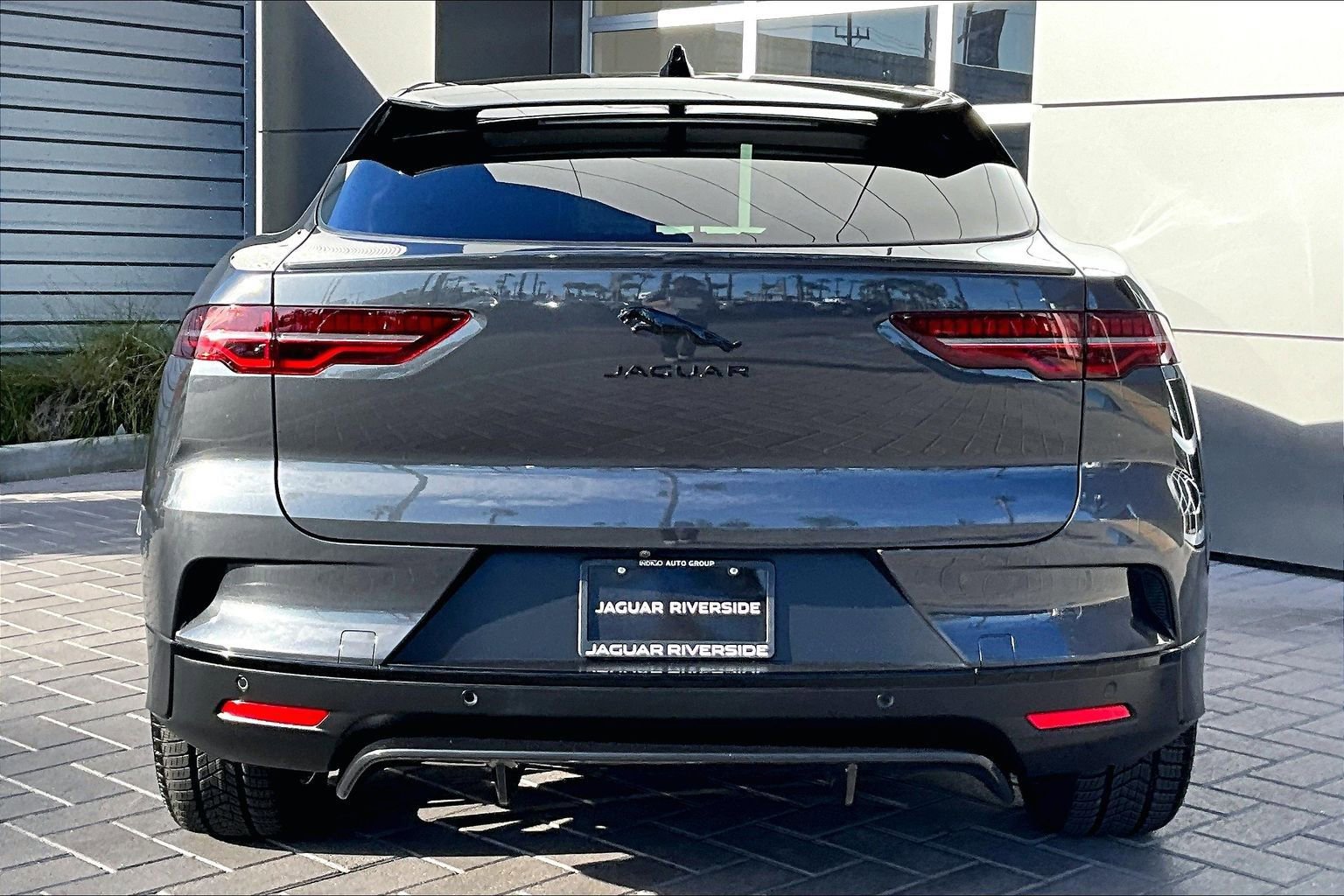 Used 2024 Jaguar I-PACE R-Dynamic HSE image 4