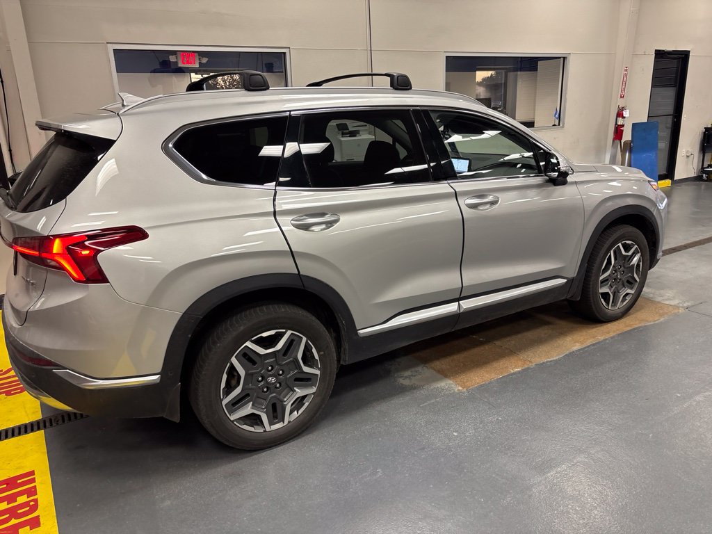 Used 2021 Hyundai Santa Fe Limited AWD/4WD image 9