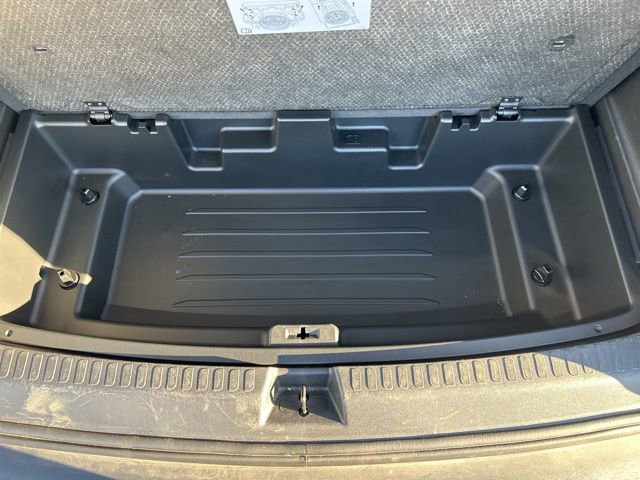 Used 2025 GMC Acadia Elevation image 38