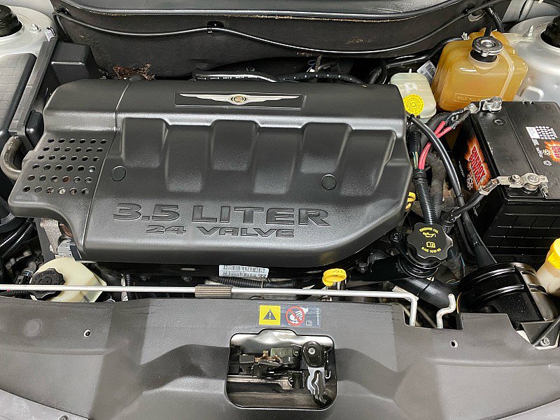 Used 2005 Chrysler Pacifica Limited image 15