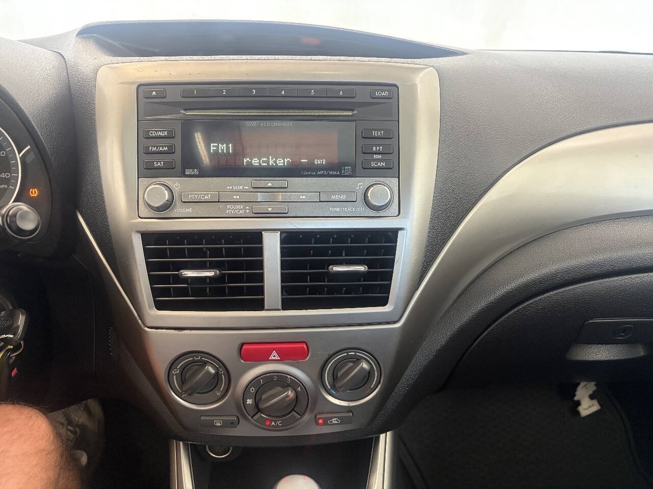 Used 2010 Subaru Impreza 2.5i Premium AWD/4WD image 15