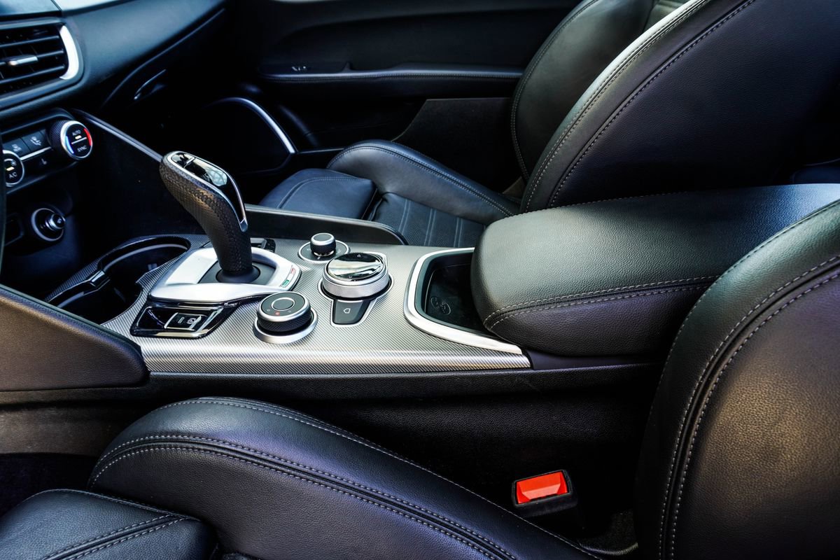 Used 2022 Alfa Romeo Giulia Veloce image 19