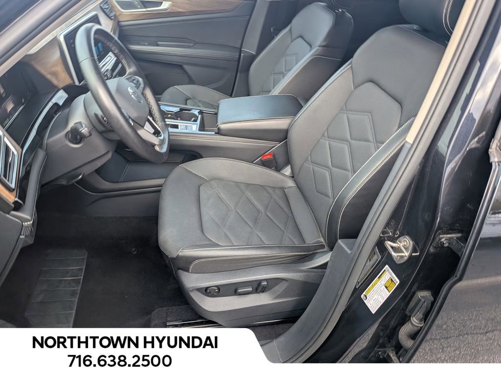 Used 2025 Volkswagen Atlas SE image 5
