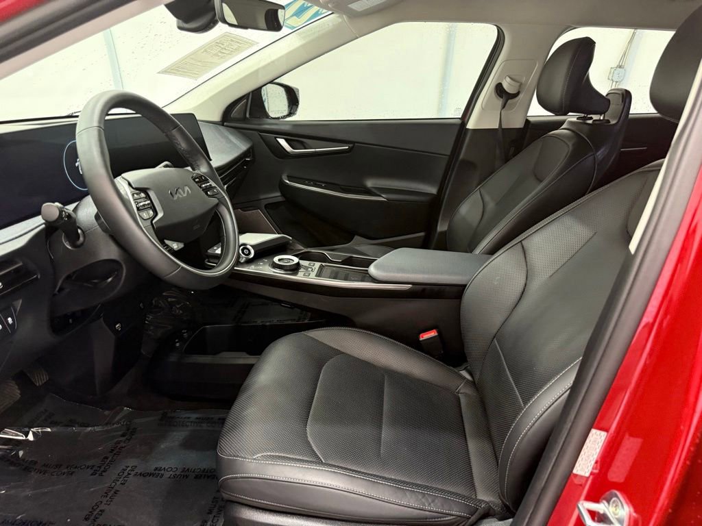 Used 2022 Kia EV6 Wind w/ Wind Technology Package AWD/4WD image 13
