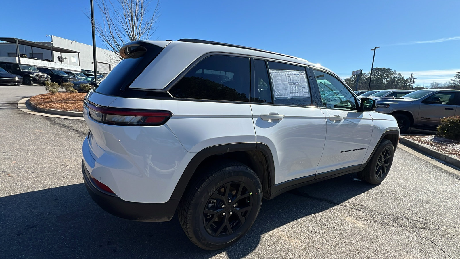 New 2026 Jeep Grand Cherokee Altitude AWD/4WD image 8