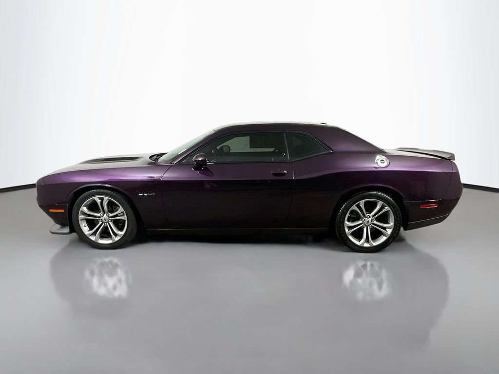 Used 2022 Dodge Challenger R/T RWD image 5